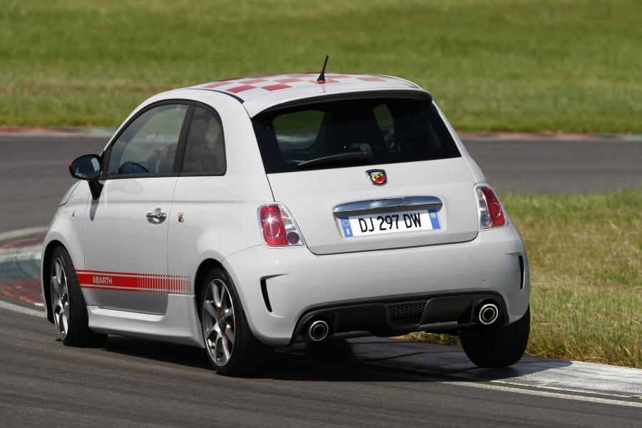  Fiat 500 Abarth 2008 года  (фото 31 из 73)